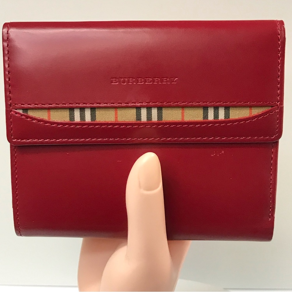 BURBERRY Red Nova Check Leather Bifold Wallet ❤️‍🔥 - Picture 3 of 17